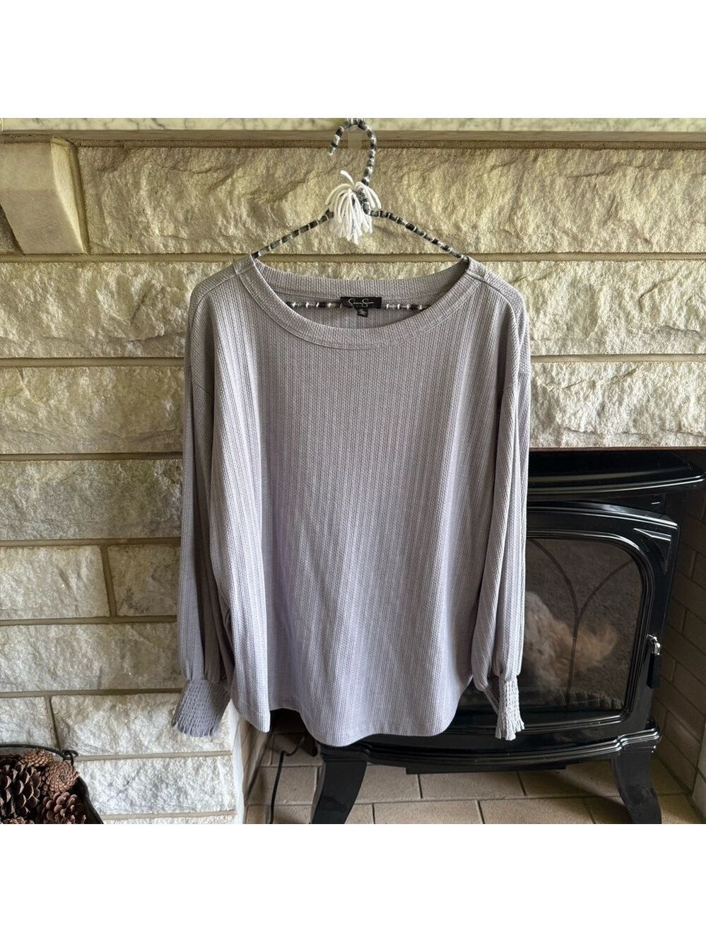 Jessica Simpson Gray Ribbed Top, Medium, Ruched Sleeve